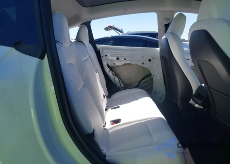 2023 Tesla Model Y Awd/Long Range Dual Motor All-Wheel Drive из США, поврежденный, VIN 7SAYGDEE0PF696254